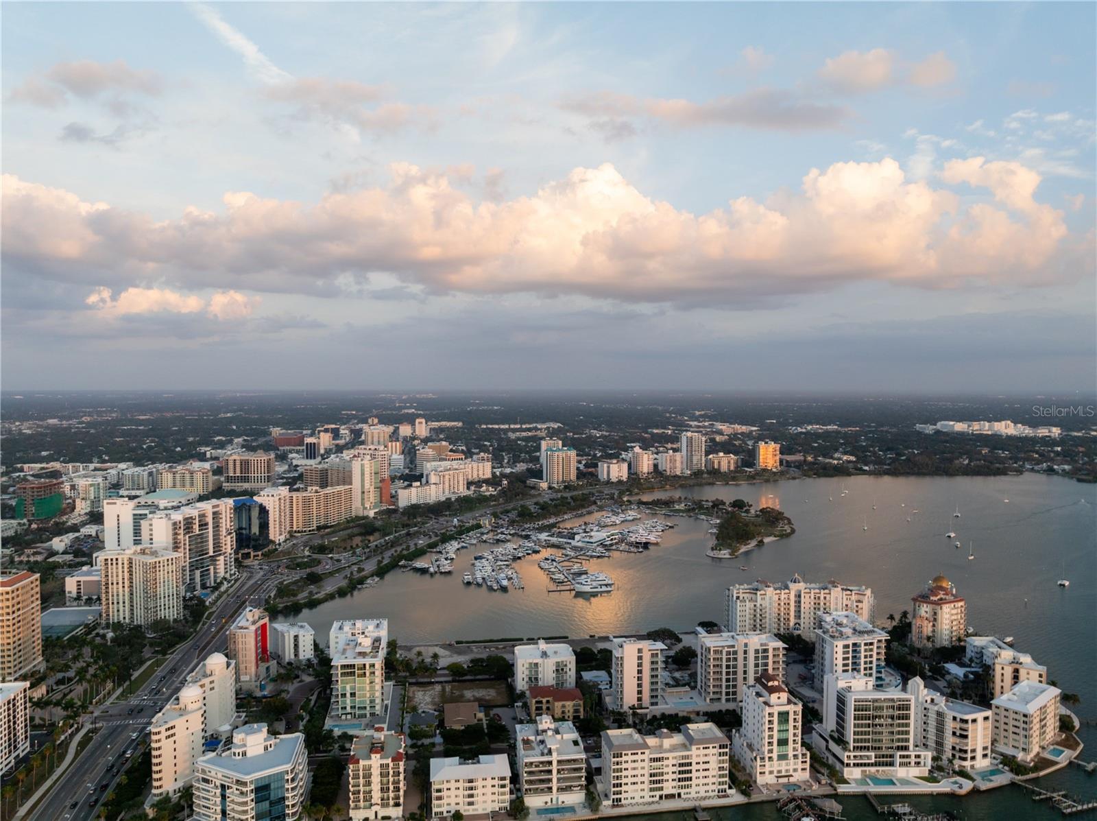 ONE WATERGATE - Residential