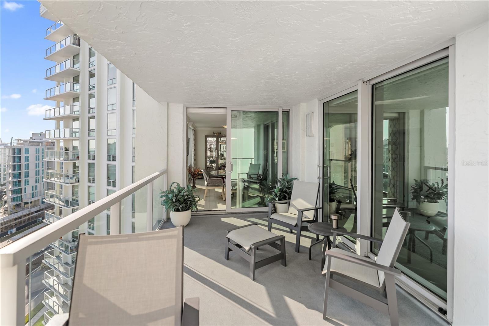 ONE WATERGATE - Residential