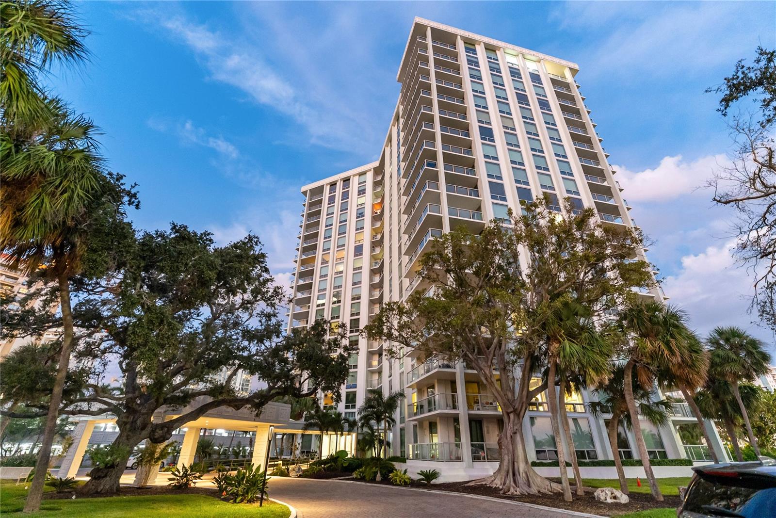 ONE WATERGATE - Residential