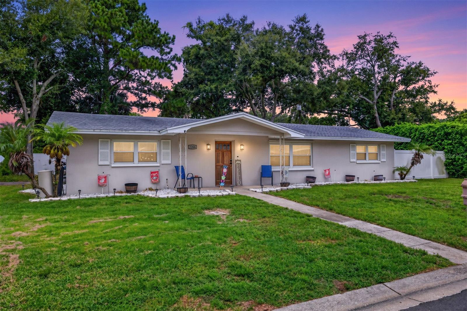 2266 MANOR COURT