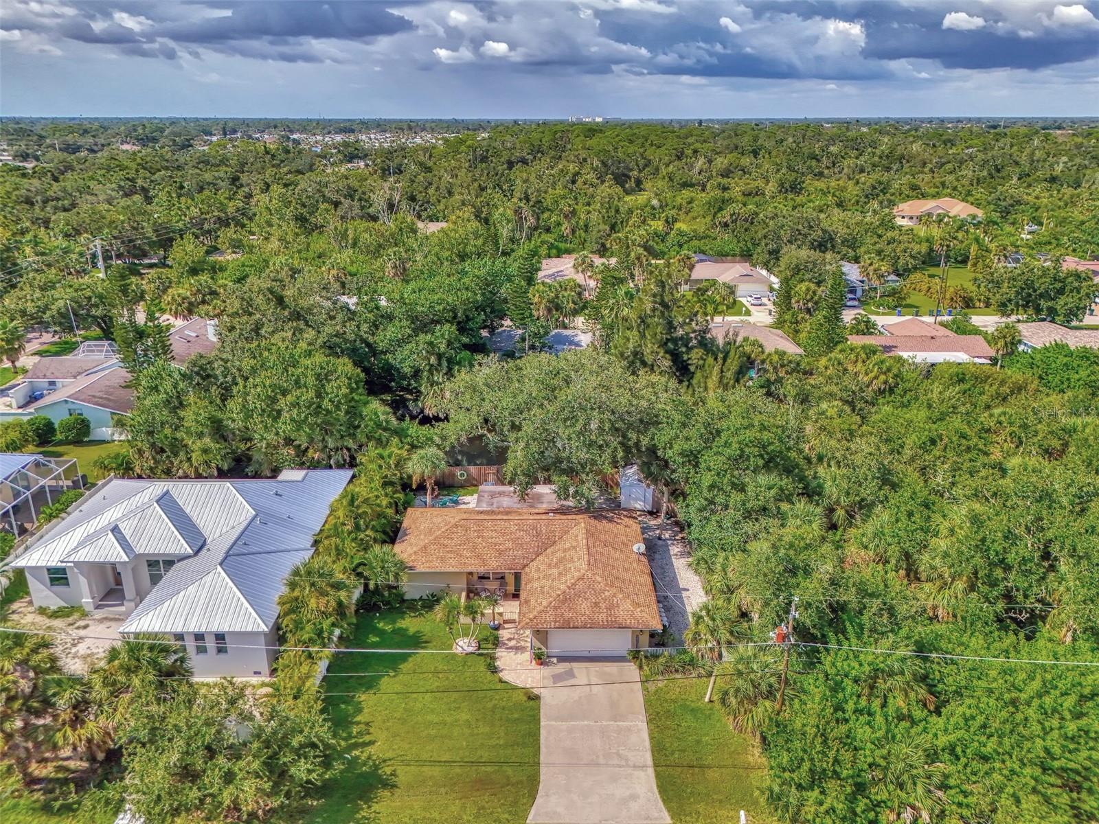 1712 SHELL DRIVE