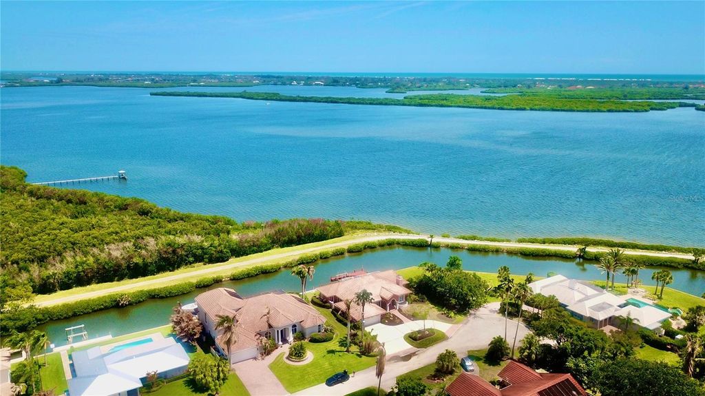 Photo of 3556 Lucia Drive, Vero Beach, FL 32967 (MLS # O6408337)