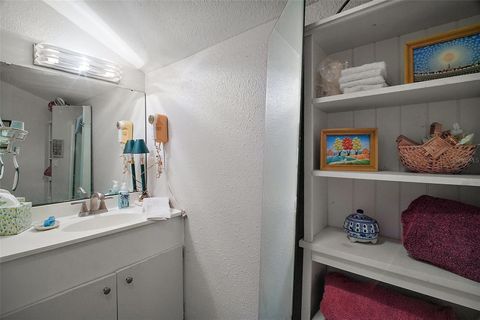 Tiny photo for 35350 County Road 439, Eustis, FL 32736 (MLS # R4910576)