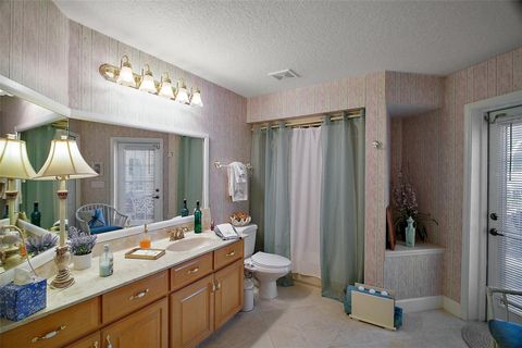 Tiny photo for 35350 County Road 439, Eustis, FL 32736 (MLS # R4910576)