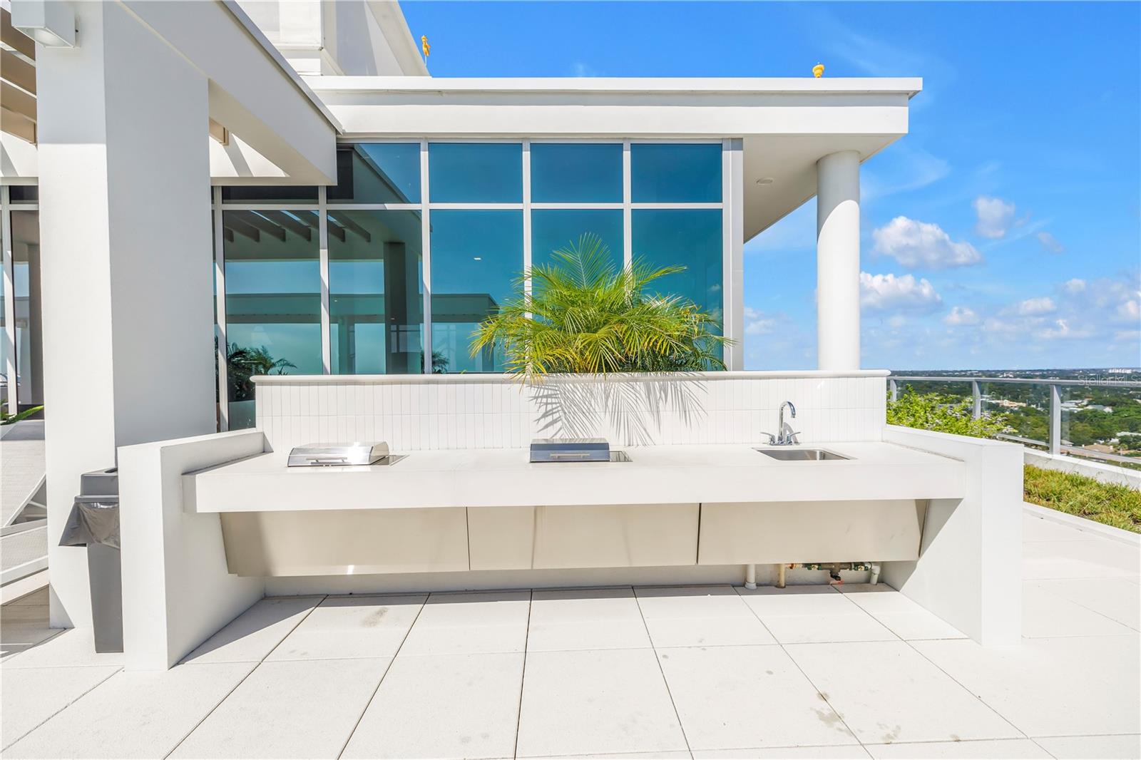 777 3RD AVENUE N 1605