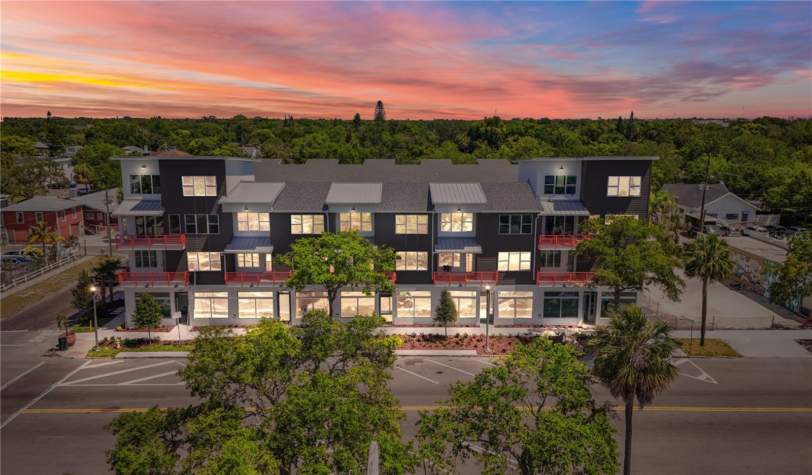 DRIFTWOOD ON CENTRAL - Residential