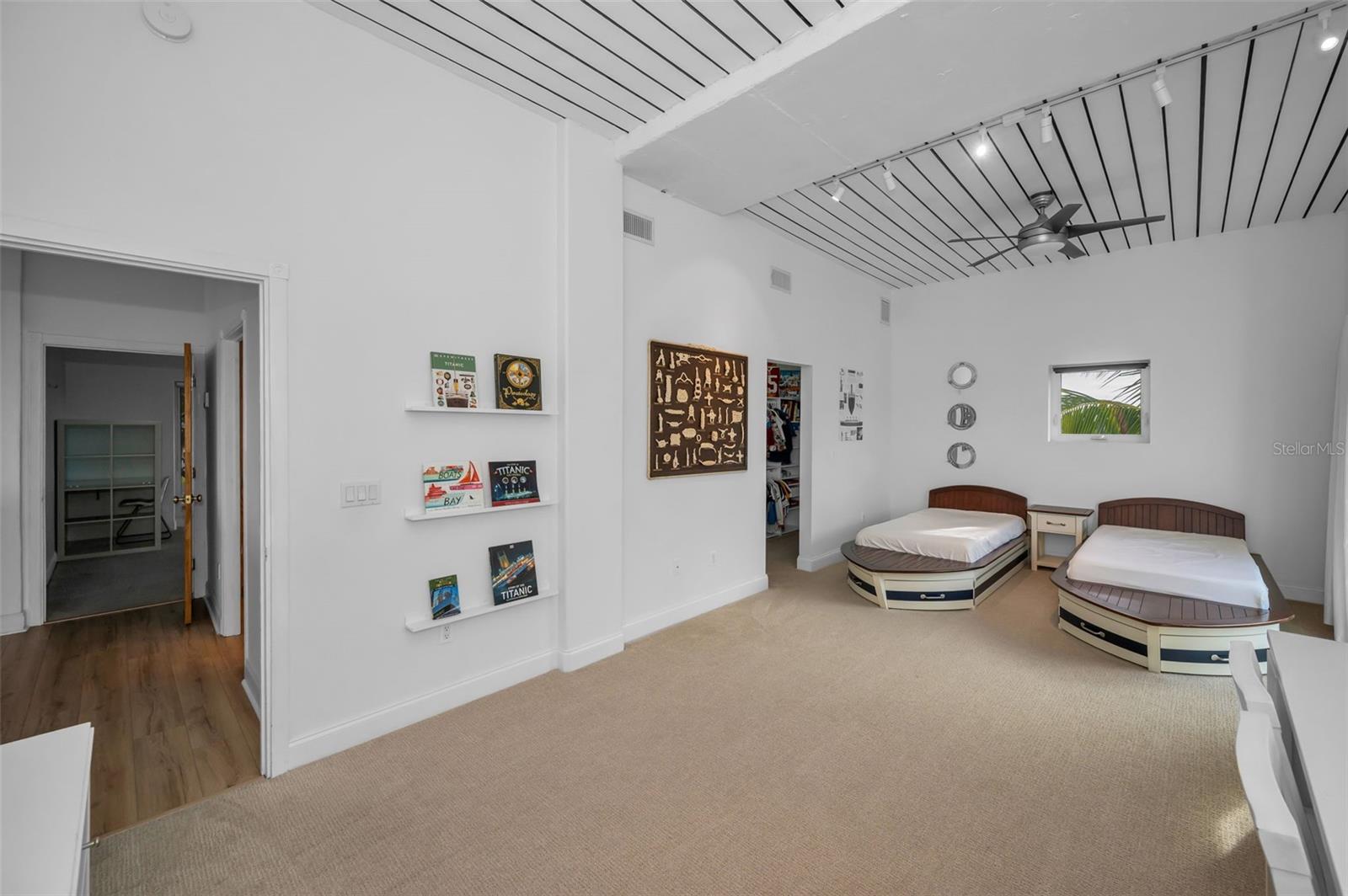 PARADISE ISLAND 2ND ADD - Residential