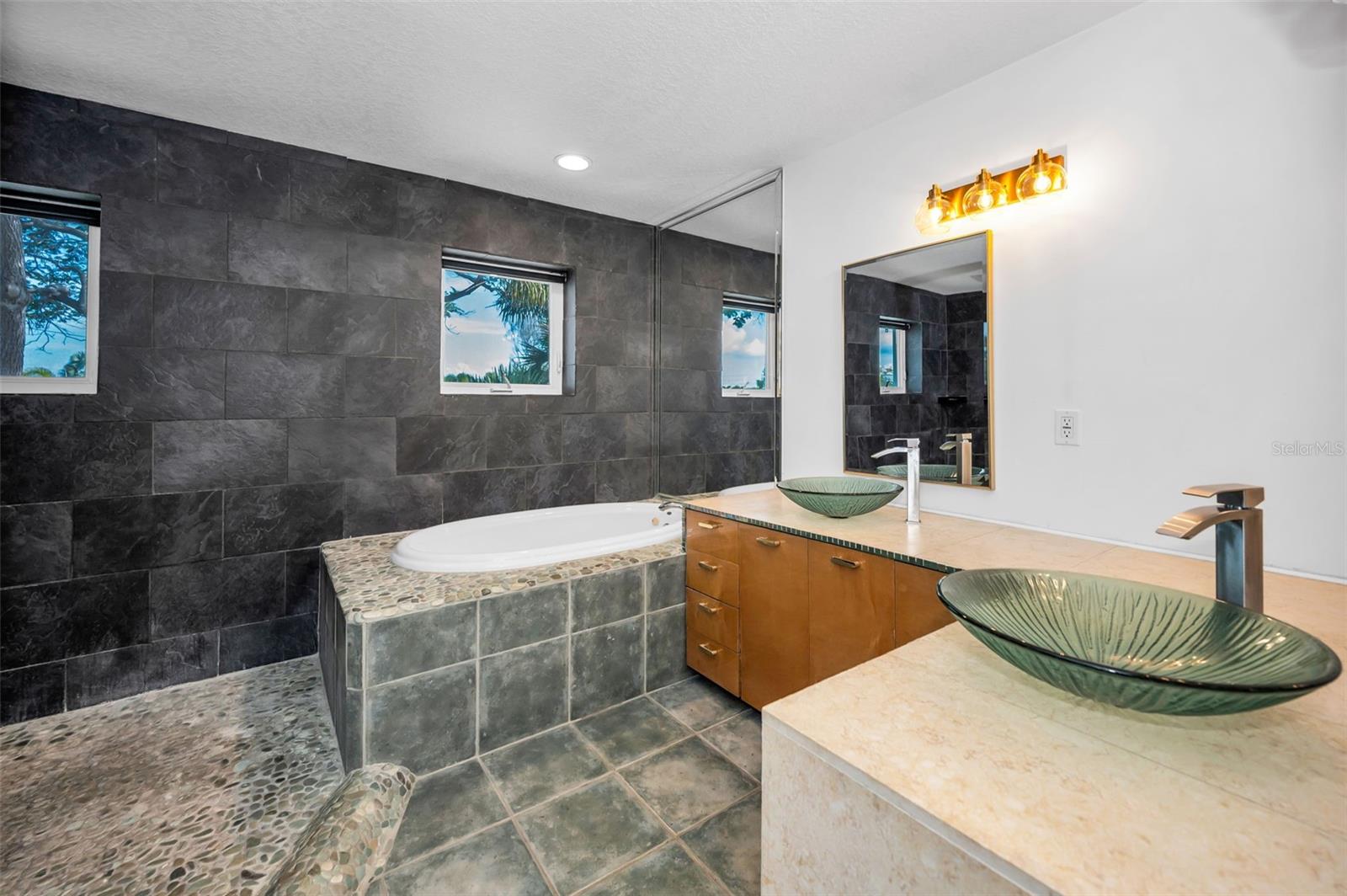 PARADISE ISLAND 2ND ADD - Residential