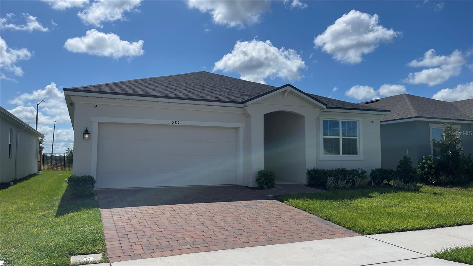 1089 TURQUOISE WAVES COVE