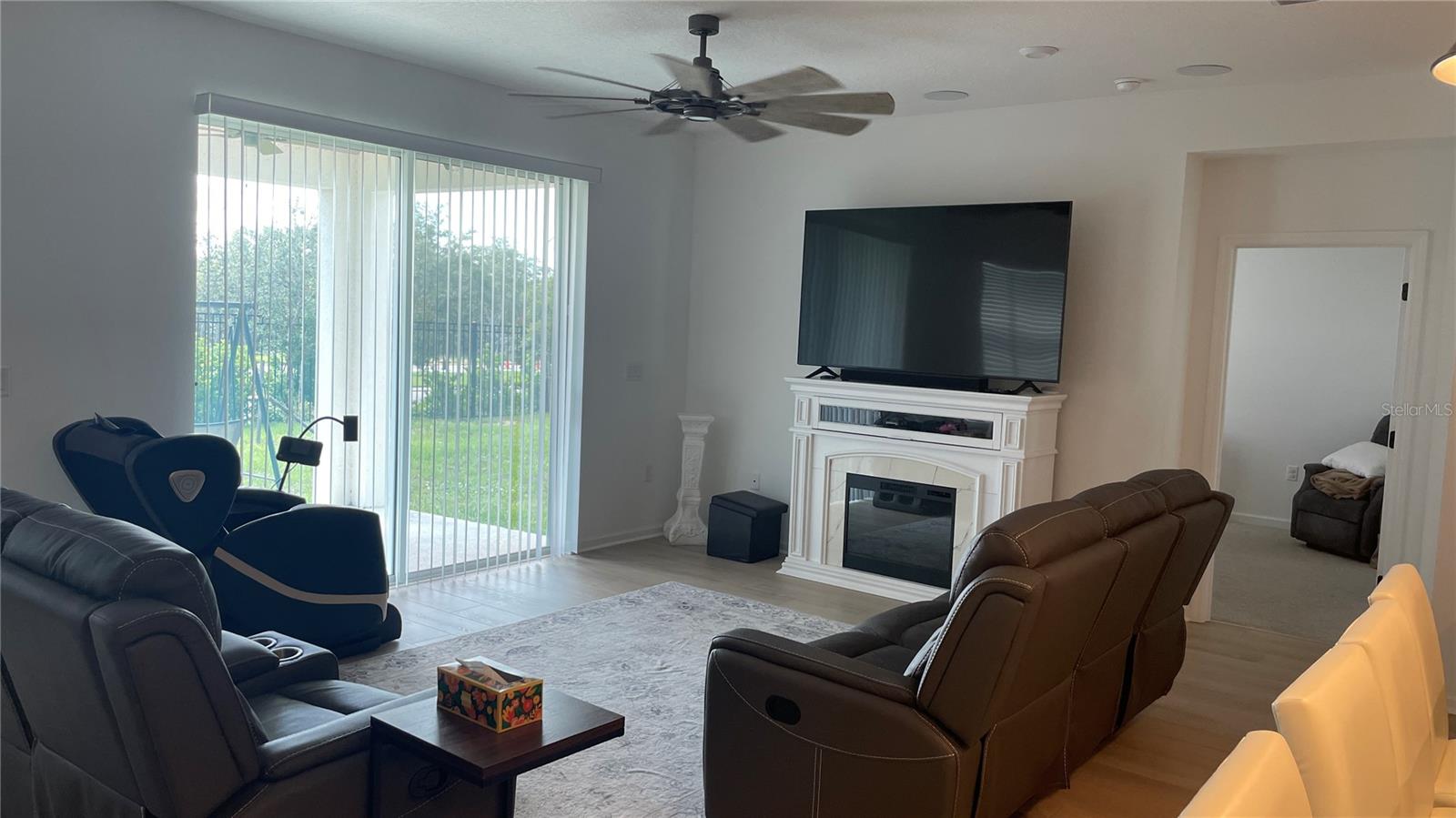 1089 TURQUOISE WAVES COVE