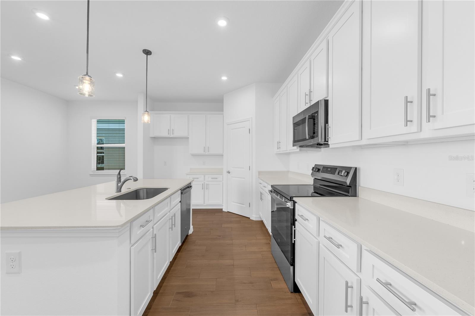 OAKFIELD TRAILS - Residential
