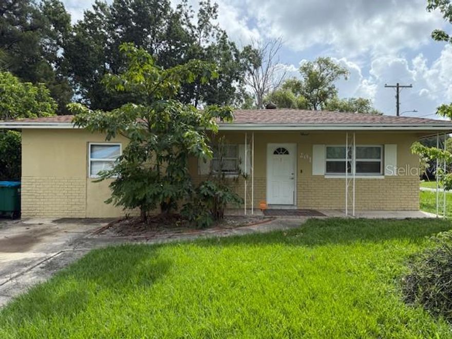 Four bedroom house in Winter Springs.  Close to everything.  Nice fenced in back yard.
