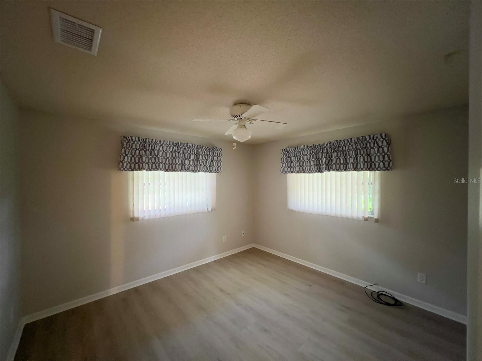 MERCERDEES GROVE - Residential