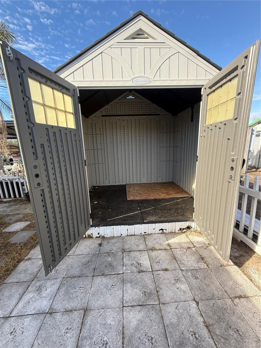 CAMP A WYLE RV RESORT - Residential