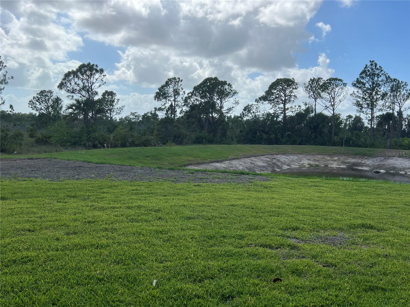 WELLEN PARK GOLF AND COUNTRY CLUB - Residential Lease