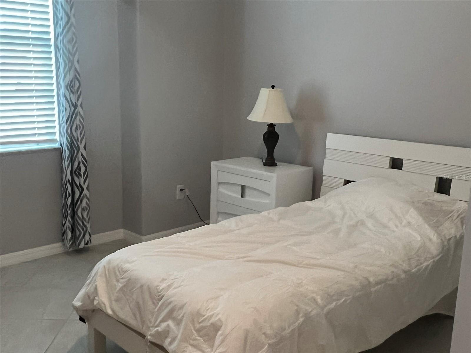 WELLEN PARK GOLF AND COUNTRY CLUB - Residential Lease