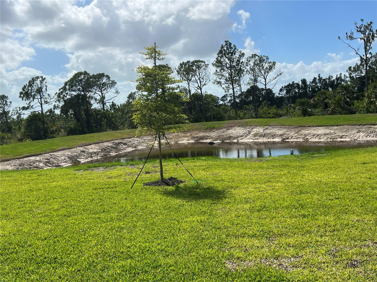 WELLEN PARK GOLF AND COUNTRY CLUB - Residential Lease