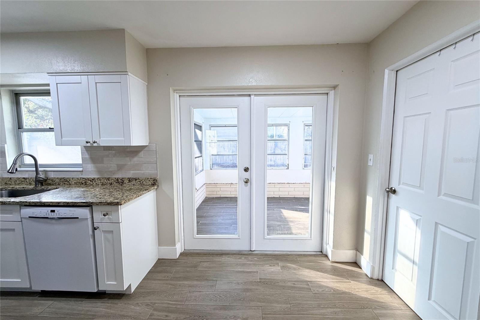 RIDGEWOOD GROVES - Residential