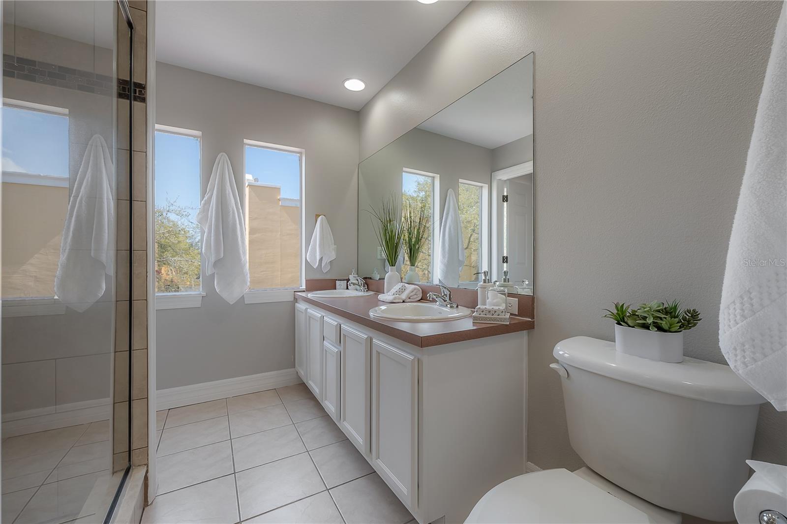 LAS PALMAS AT BALLAST POINT TOWNHOMES - Residential