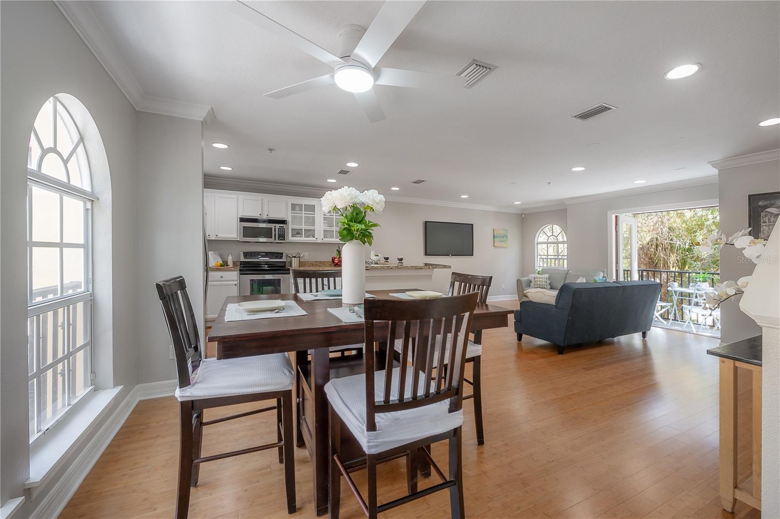 LAS PALMAS AT BALLAST POINT TOWNHOMES - Residential