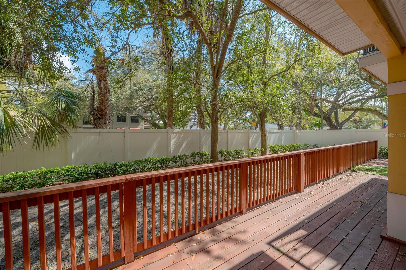 LAS PALMAS AT BALLAST POINT TOWNHOMES - Residential