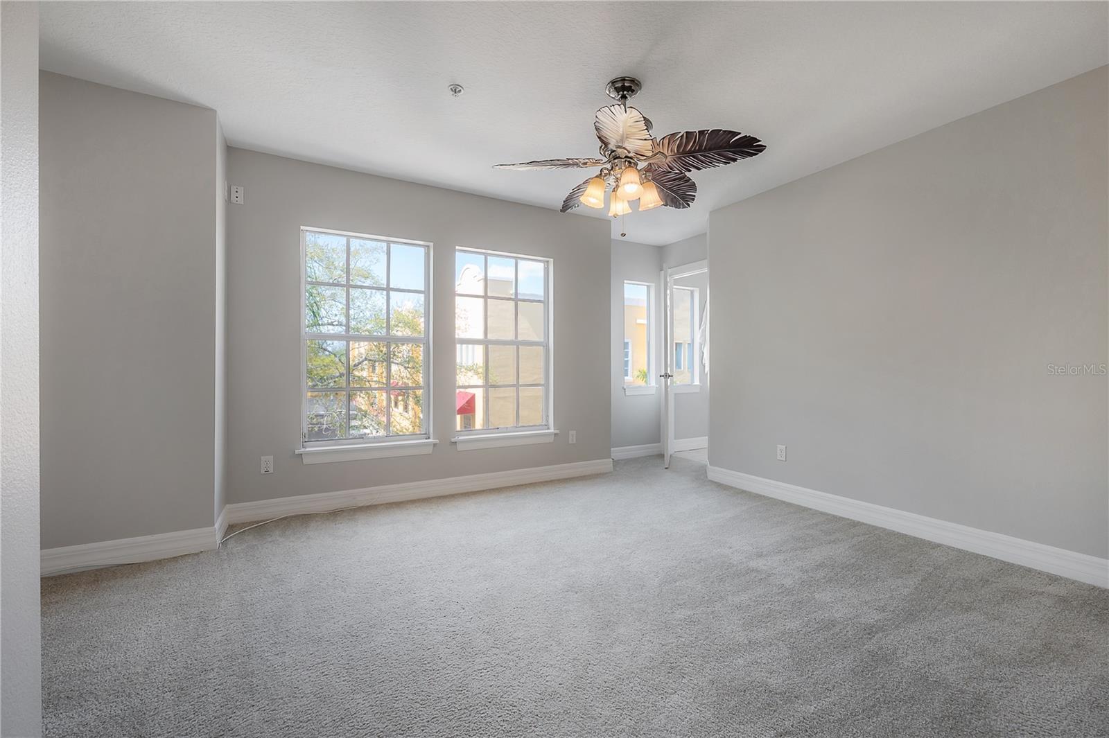 LAS PALMAS AT BALLAST POINT TOWNHOMES - Residential