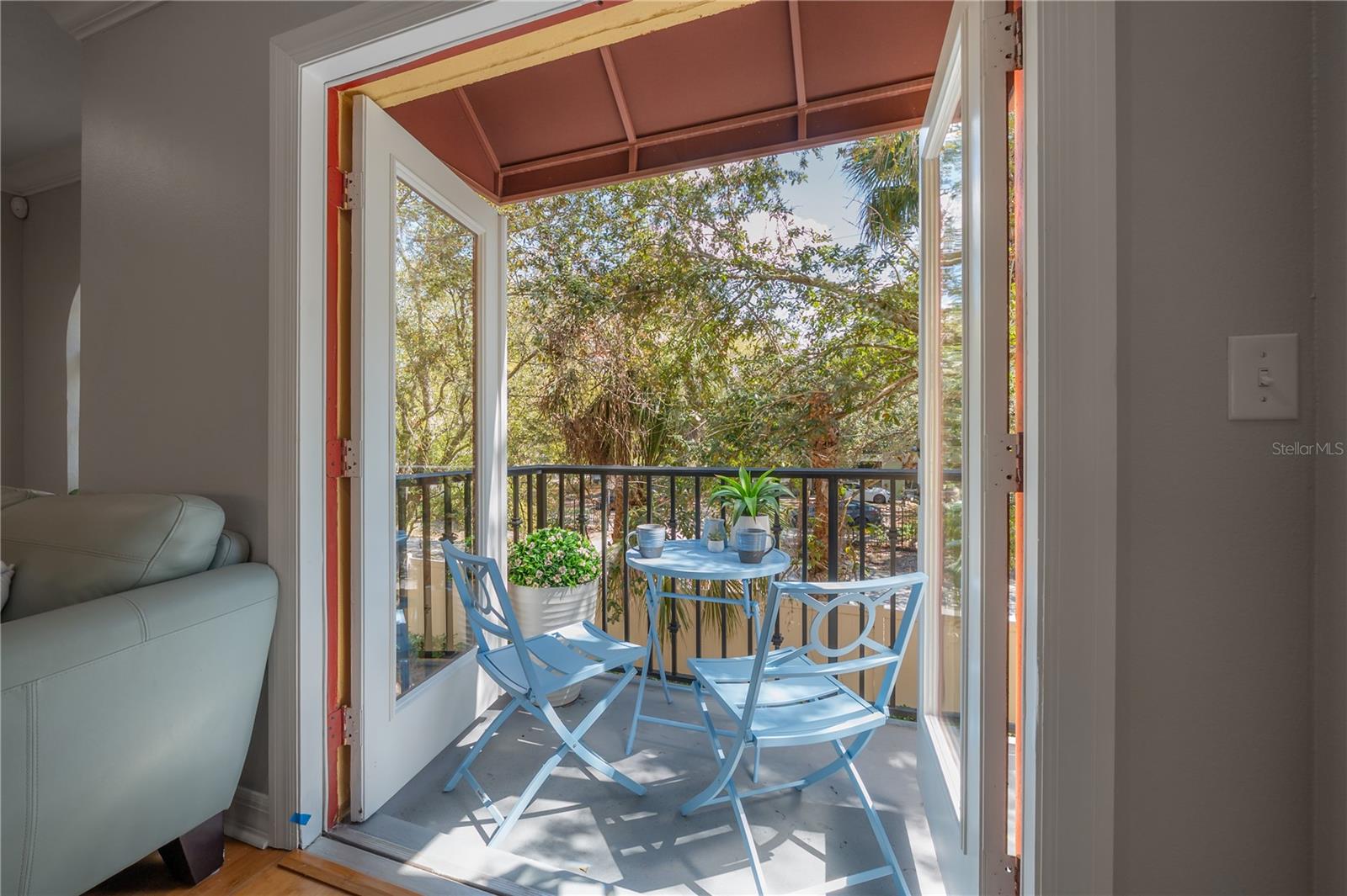 LAS PALMAS AT BALLAST POINT TOWNHOMES - Residential