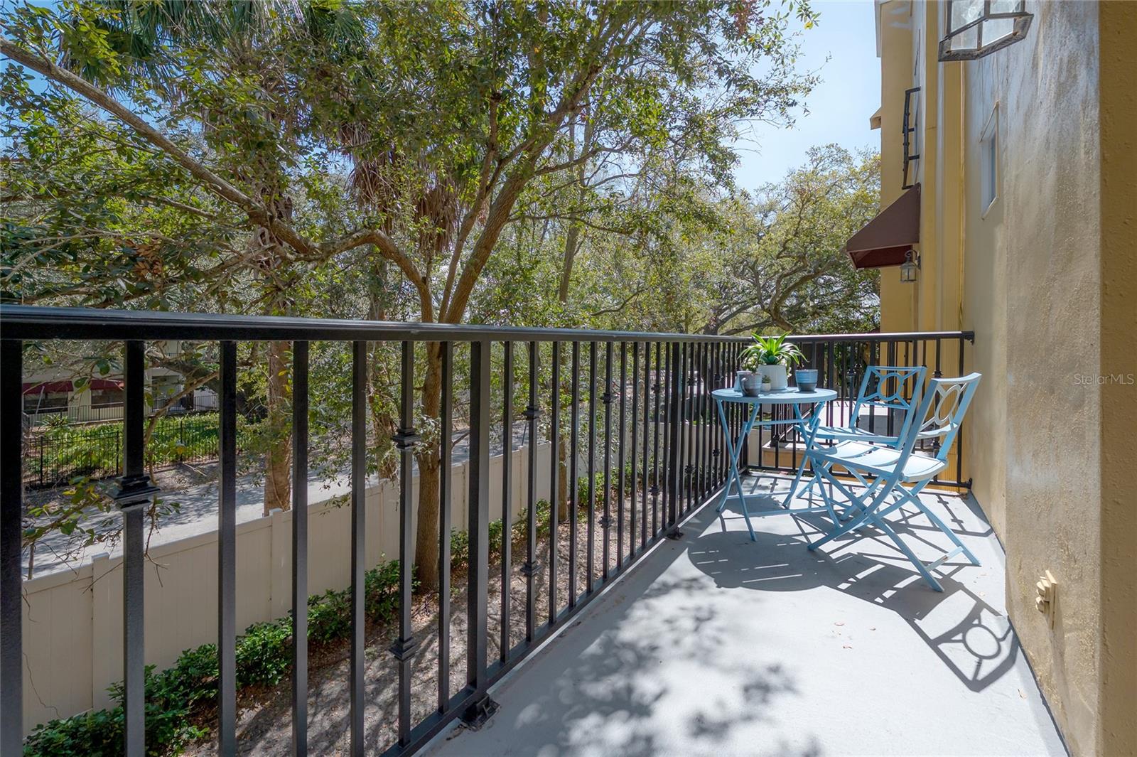 LAS PALMAS AT BALLAST POINT TOWNHOMES - Residential