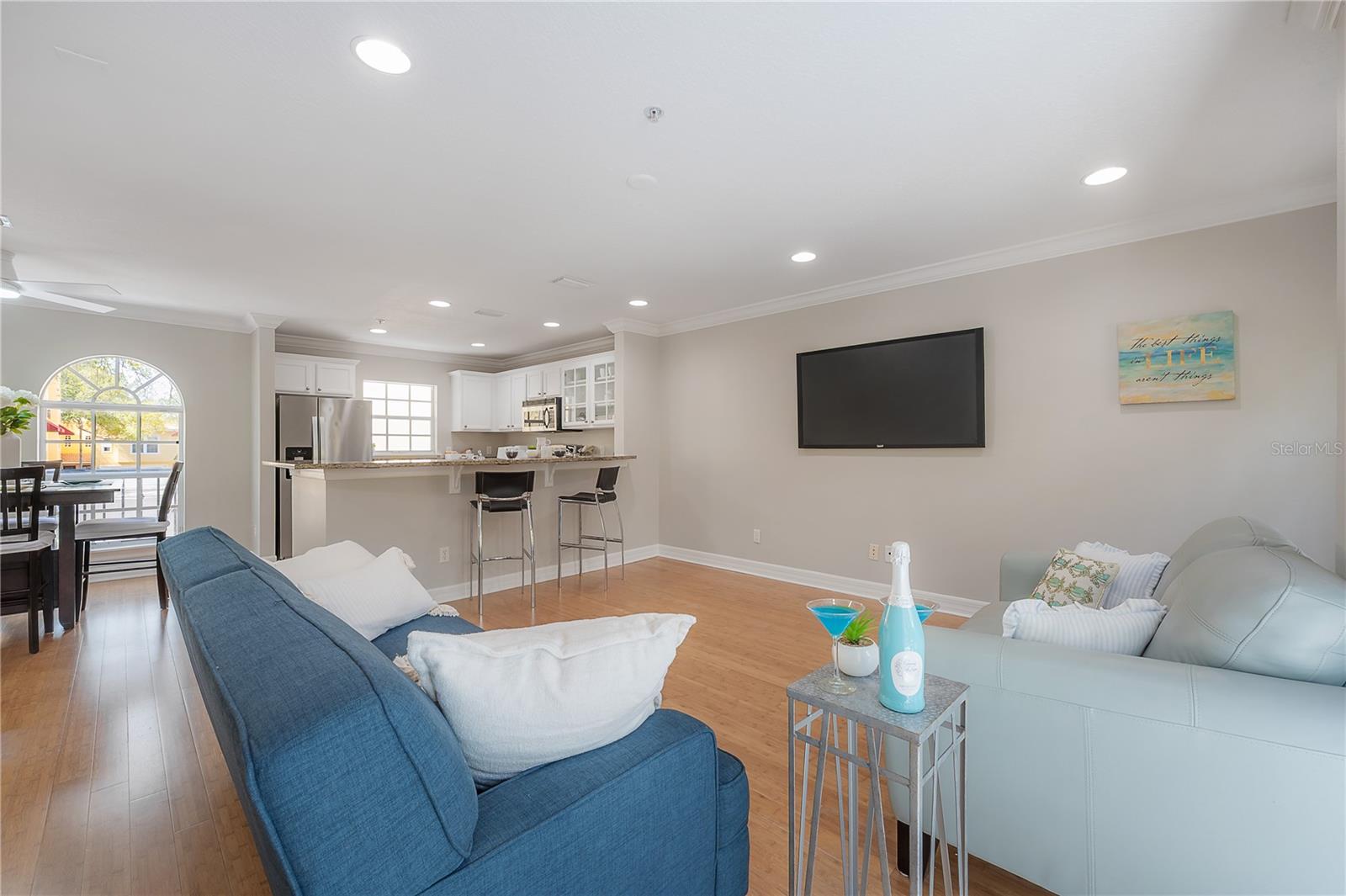 LAS PALMAS AT BALLAST POINT TOWNHOMES - Residential