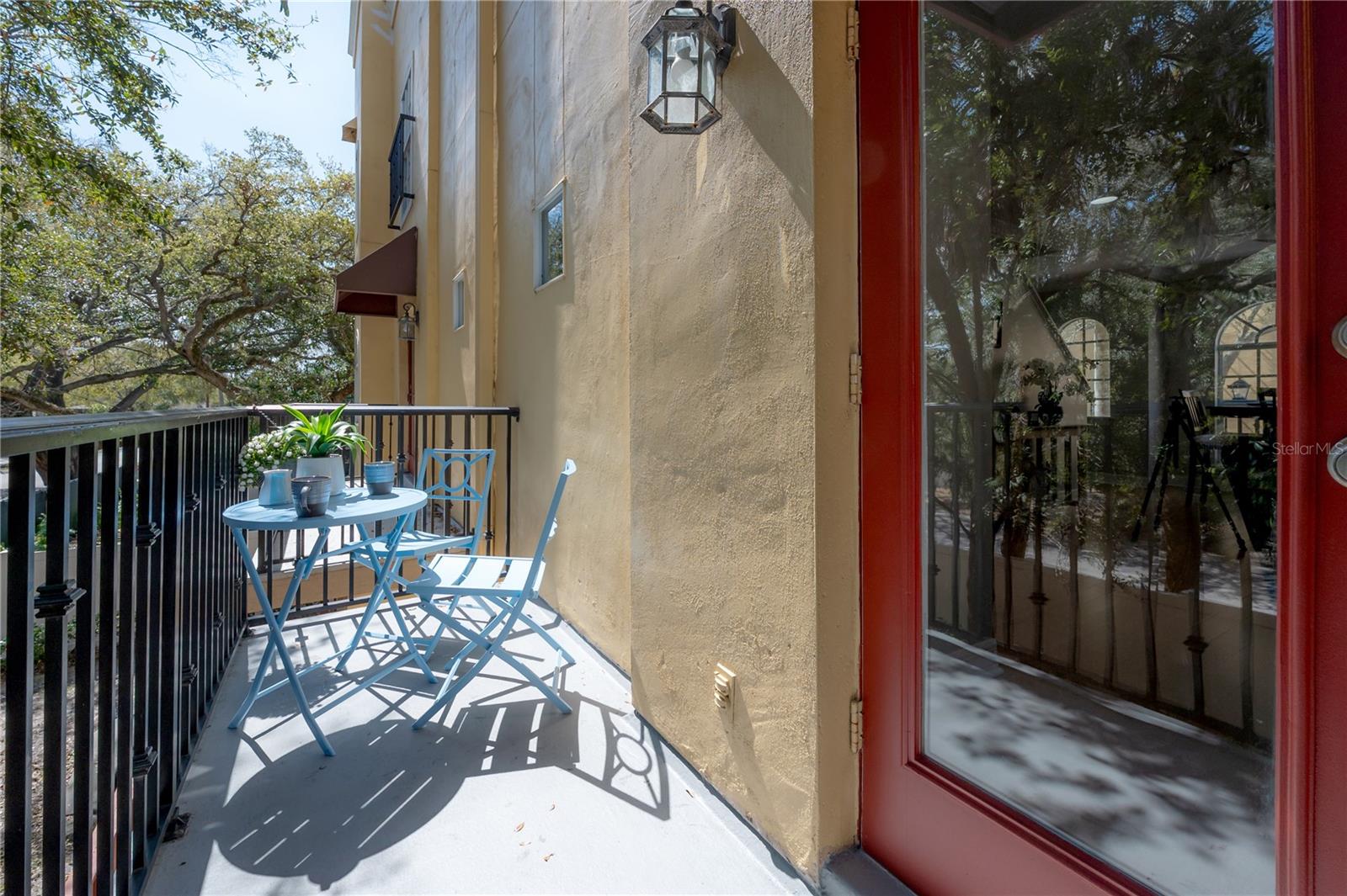 LAS PALMAS AT BALLAST POINT TOWNHOMES - Residential