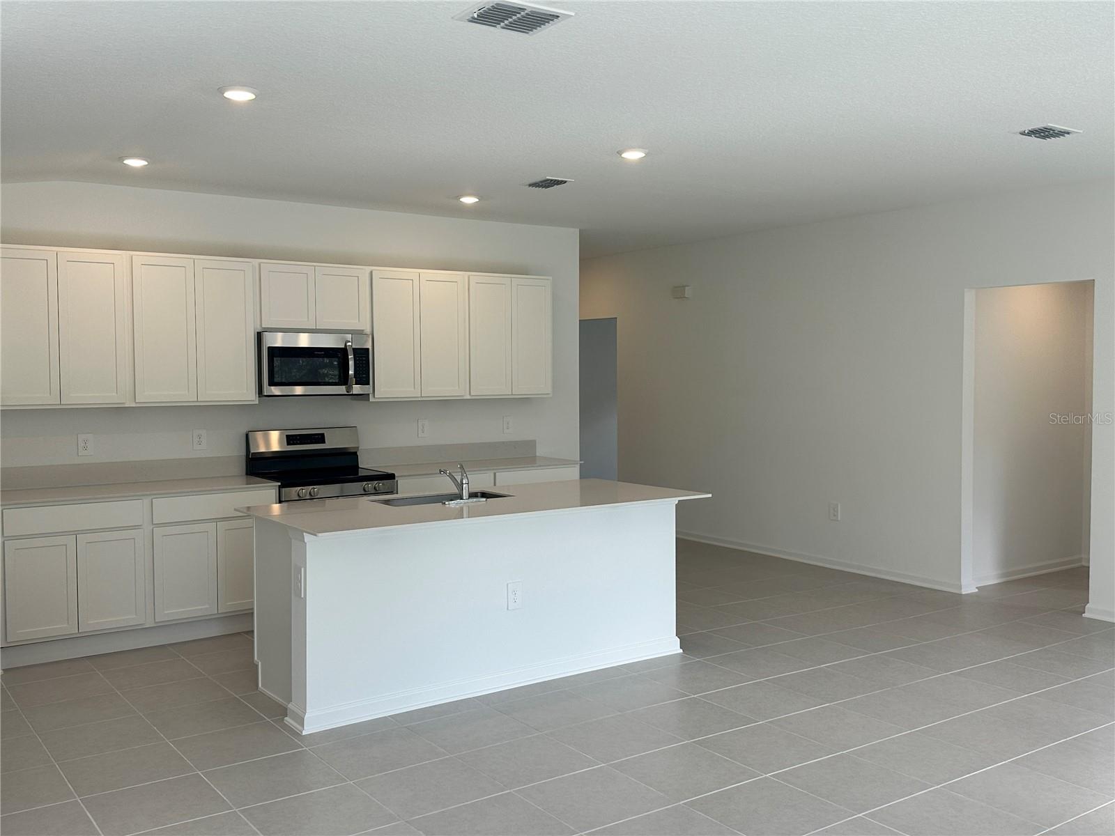 GARDEN HILL/PROVIDENCE PH 2 - Residential Lease