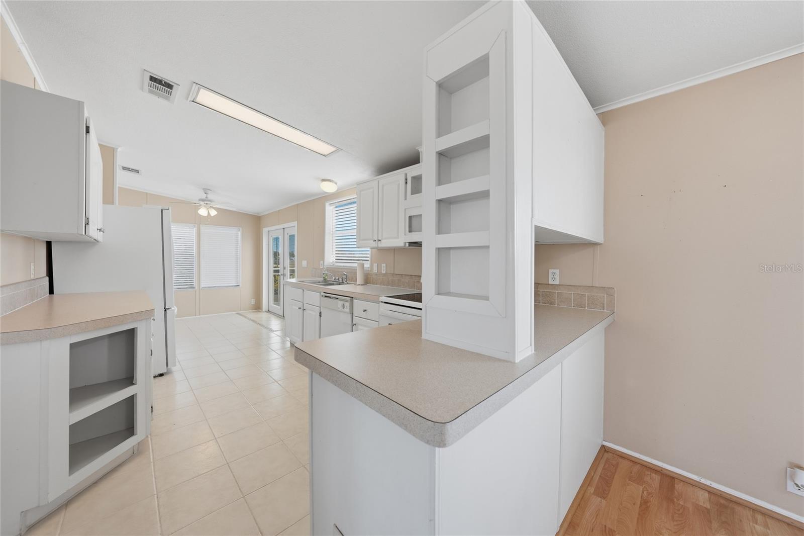 BREWER AVENUE ESTS - Residential