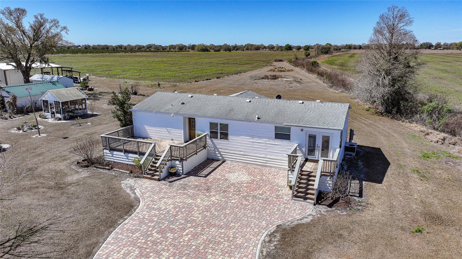 BREWER AVENUE ESTS - Residential