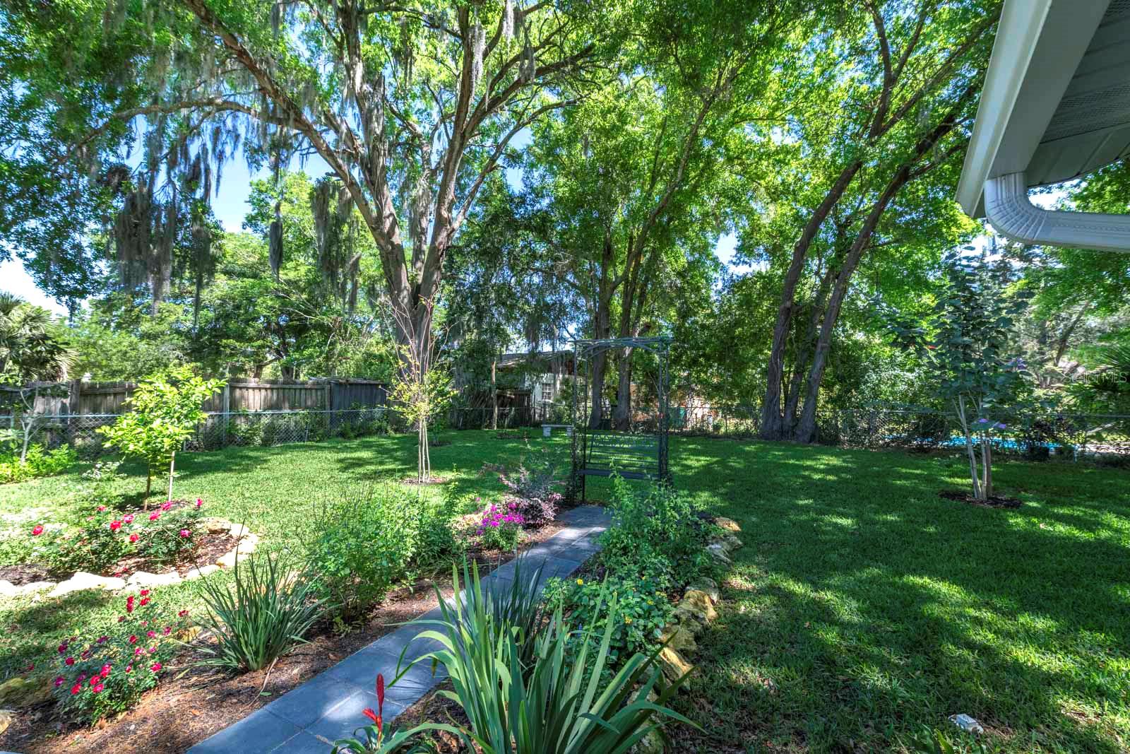 MOUNT DORA - Residential