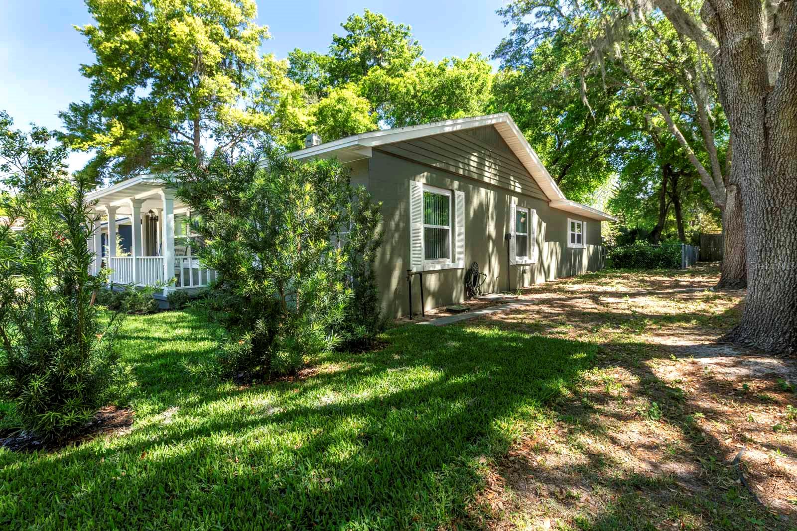 1210 N DONNELLY STREET