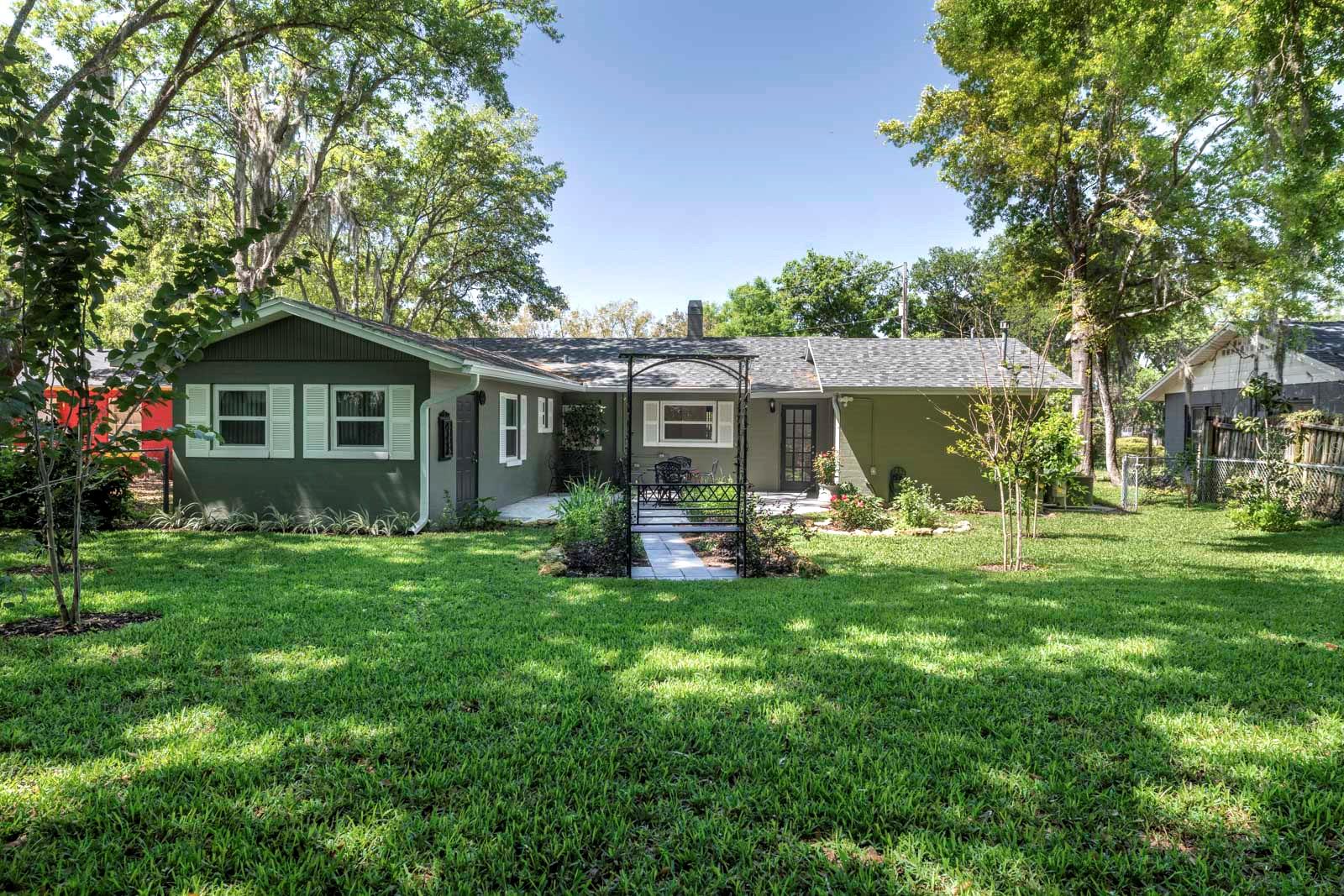 MOUNT DORA - Residential