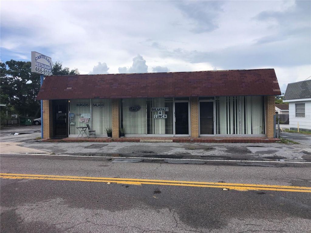 Photo of 1726 N Fort Harrison Avenue, Clearwater, FL 33755 (MLS # TB8420316)