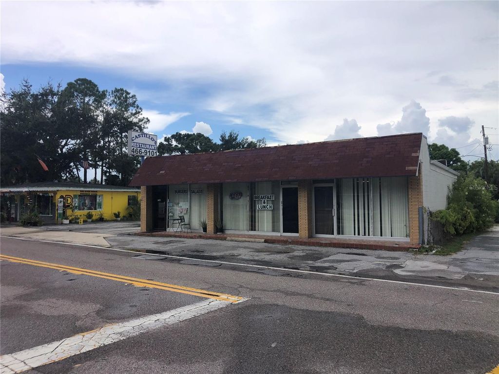 Photo of 1726 N Fort Harrison Avenue, Clearwater, FL 33755 (MLS # TB8420316)