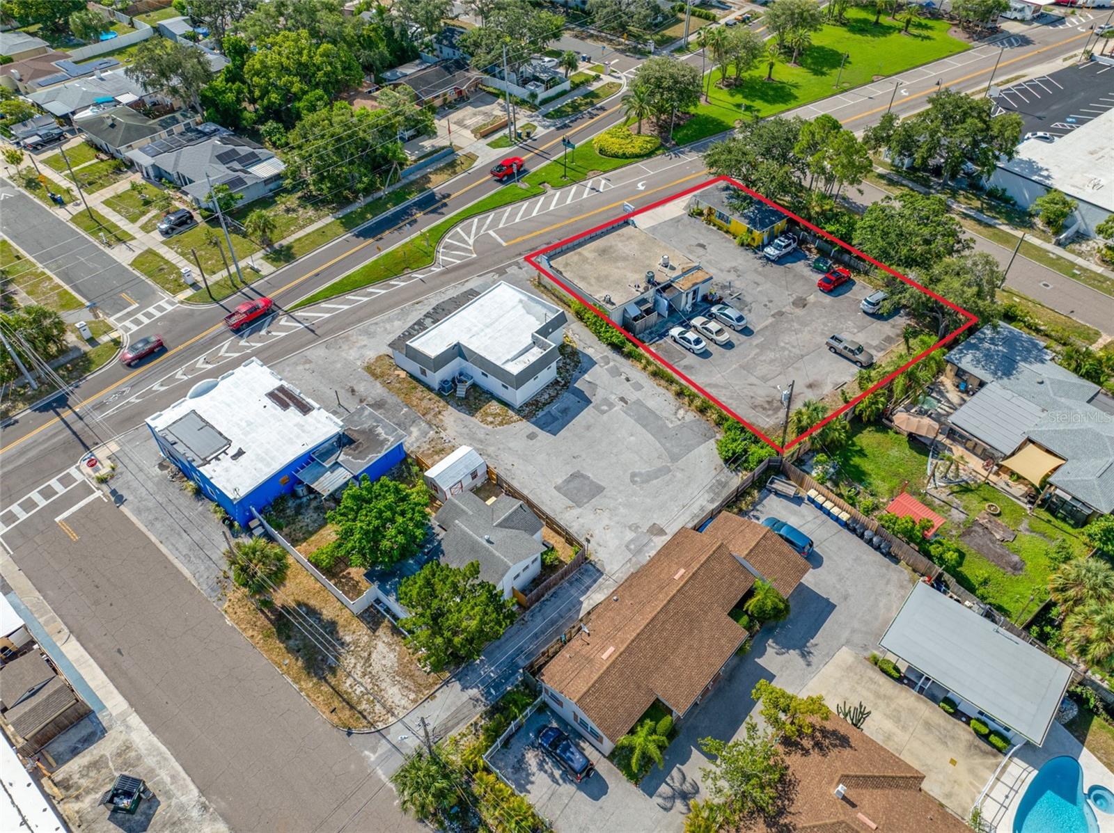 SUNBURST COURT - Commercial Sale