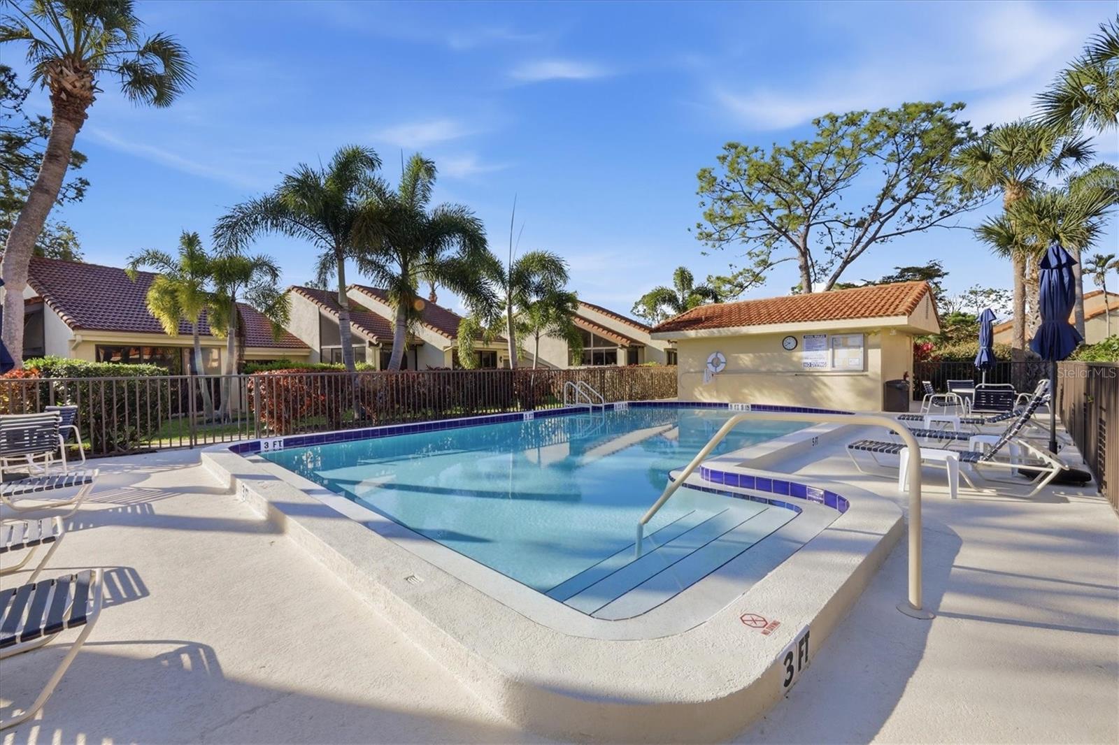 HUNTINGWOOD - Residential