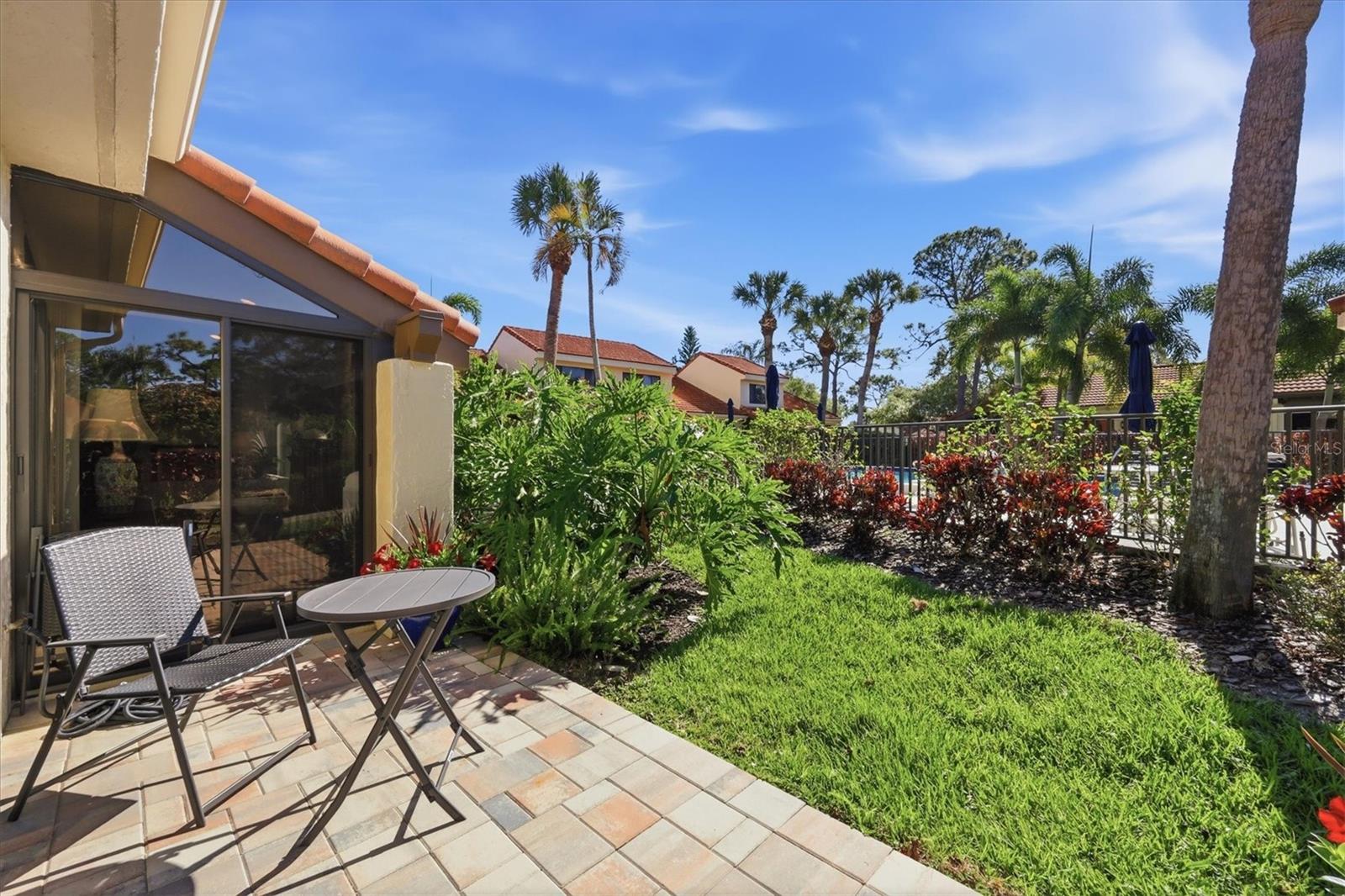 HUNTINGWOOD - Residential