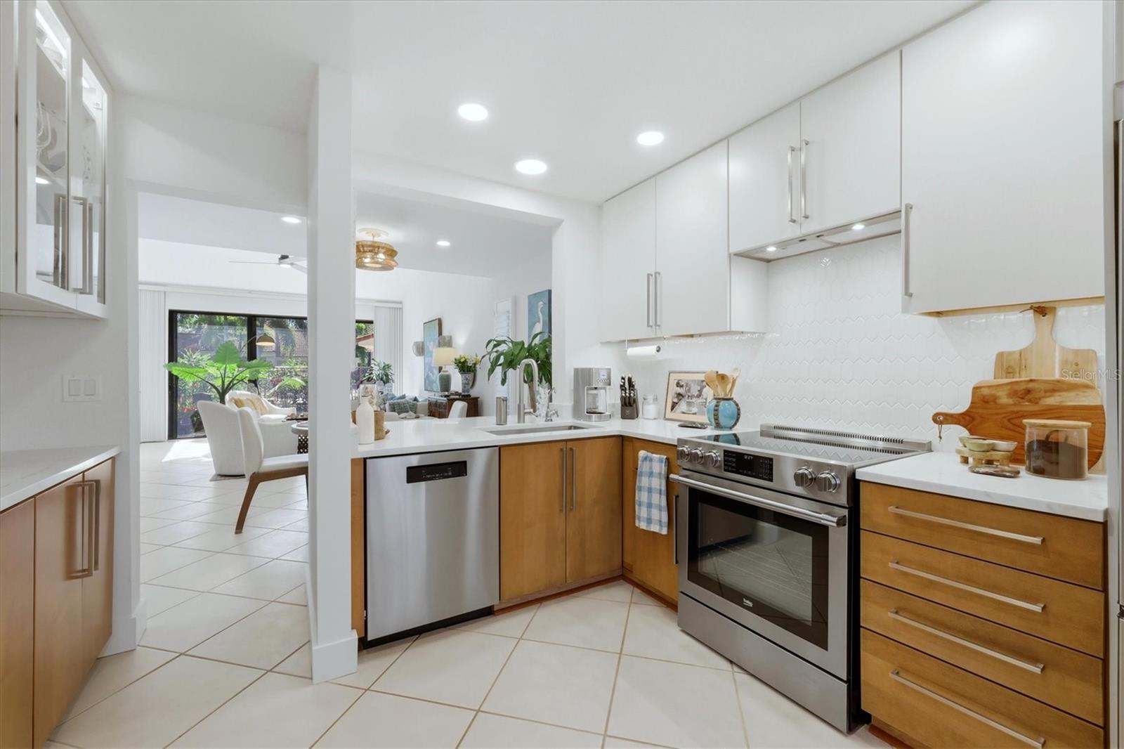 HUNTINGWOOD - Residential