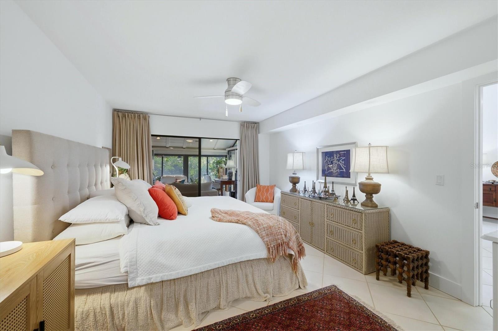 HUNTINGWOOD - Residential