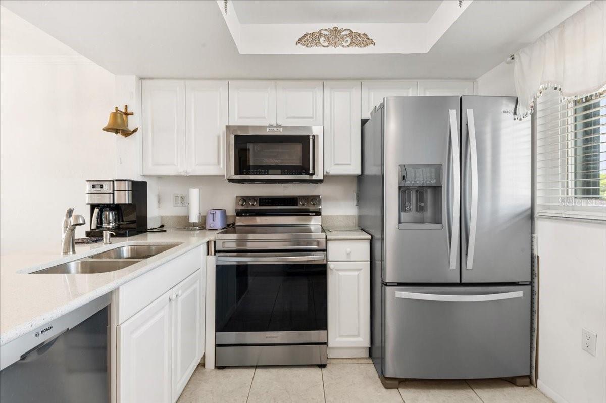 25225 RAMPART BOULEVARD 1207