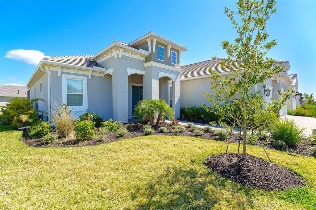 Photo of 11197 Hogan Circle, Englewood, FL 34223 (MLS # N6143024)