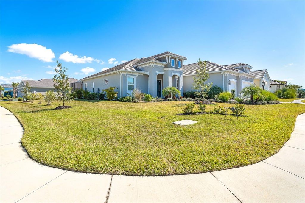 Photo of 11197 Hogan Circle, Englewood, FL 34223 (MLS # N6143024)