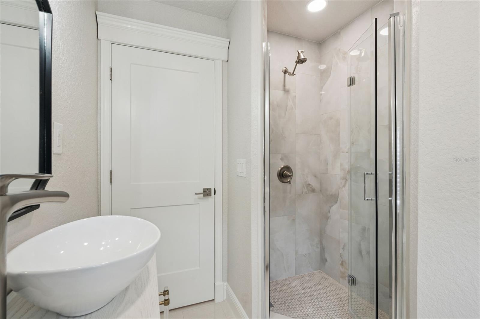 GRIFFIN SHORES - Residential