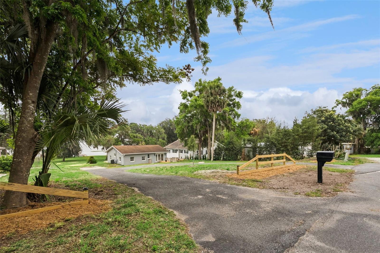 GRIFFIN SHORES - Residential