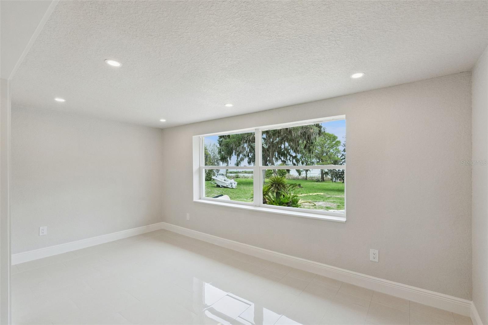 GRIFFIN SHORES - Residential