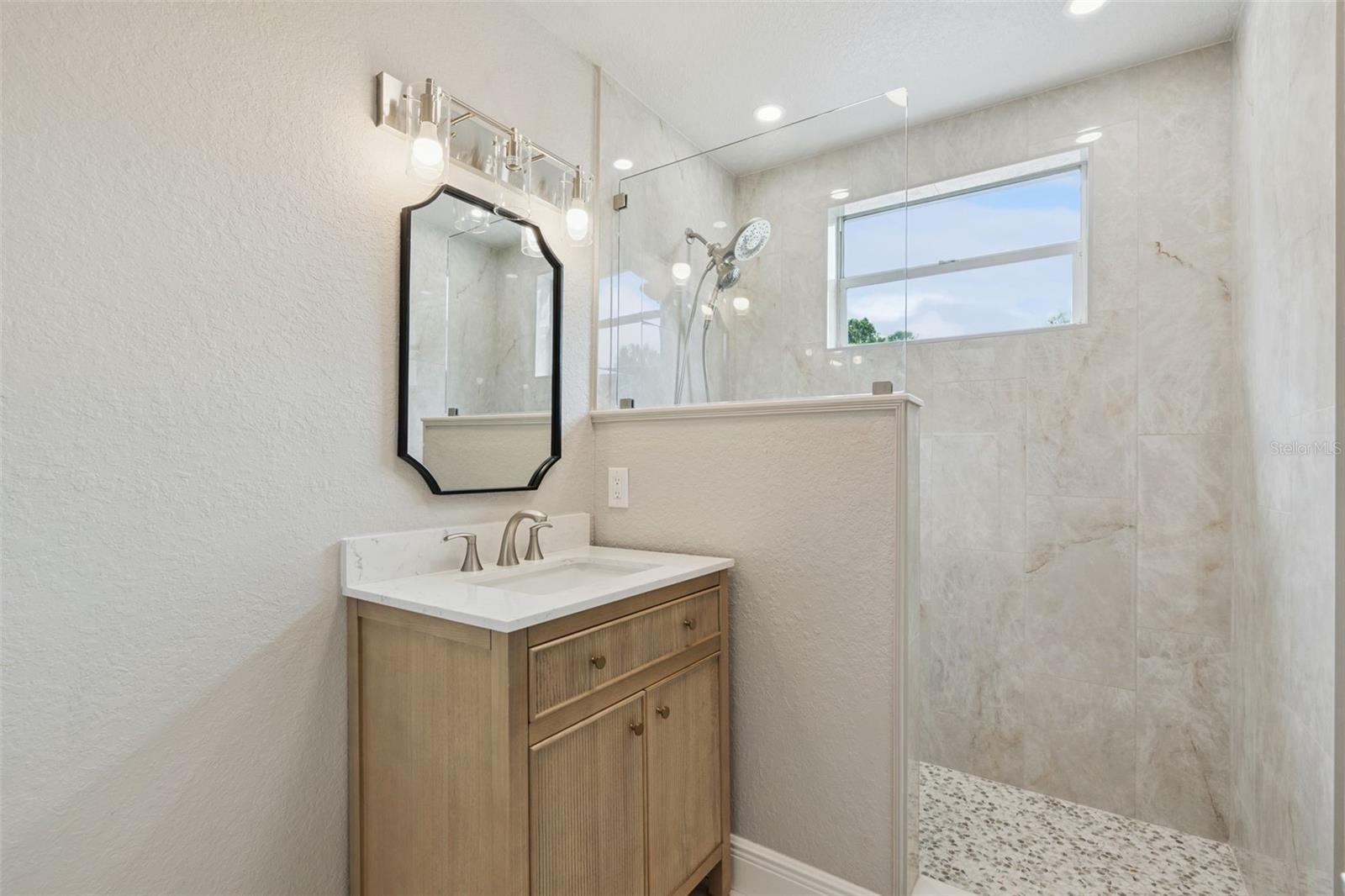 GRIFFIN SHORES - Residential